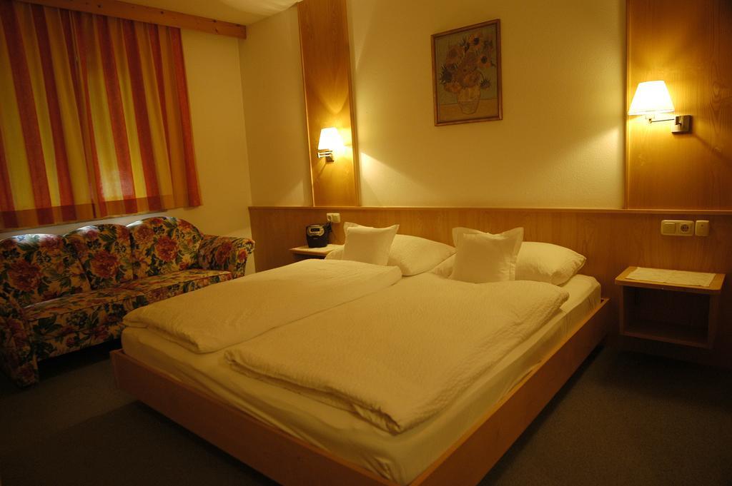 Haus Acherkogel Tumpen Habitación foto